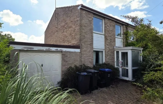 Modernisation in Devizes photo